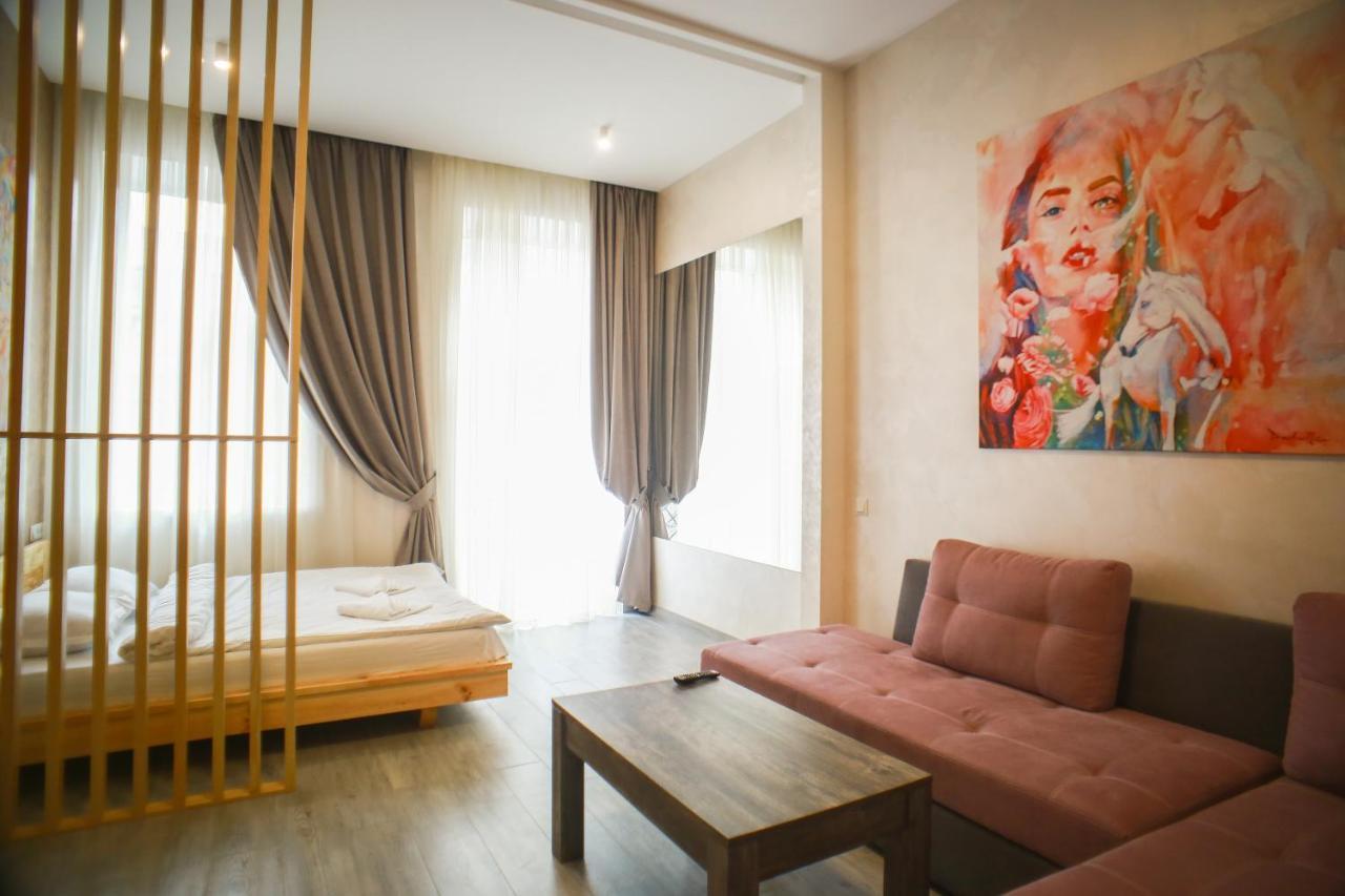 Leogrand Apartment On Drohobycha 4 Λβιβ Εξωτερικό φωτογραφία